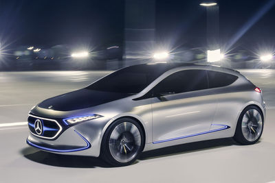 Mercedes-Benz Concept EQA prototipo - Foto
