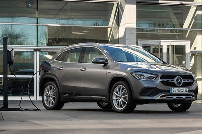 Mercedes-Benz GLA 250 e (2020) - Foto