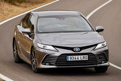 Toyota Camry (2021) | Prueba - Foto