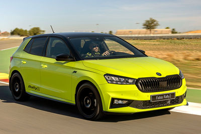 Škoda Fabia Rally2 limited edition by “Cohete” Suárez (2025) | Novedad - Foto