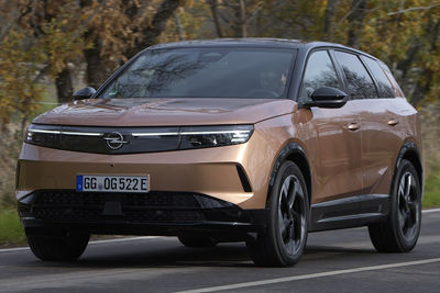 Opel Grandland Electric 97 kWh 231 CV | Precio - Foto
