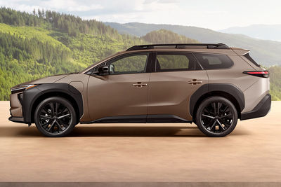 Toyota bZ4X Touring (2026) - Foto