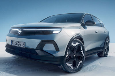 Opel Grandland Electric AWD 325 CV | Nueva versión - Foto