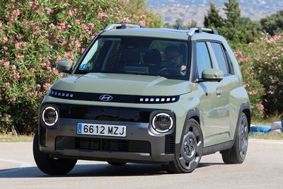 Hyundai Inster Cross 115 CV 49 kWh | Prueba - Foto