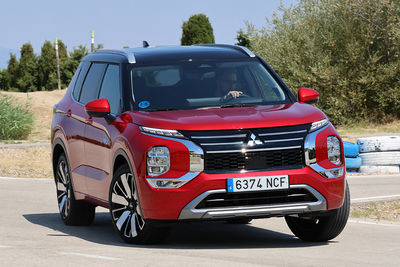 Mitsubishi Outlander PHEV | Prueba - Foto