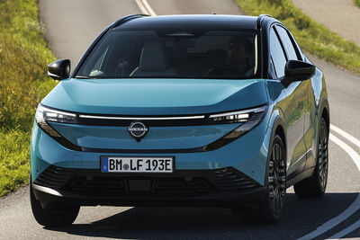 Nissan LEAF (2026) | Primeras impresiones - Foto
