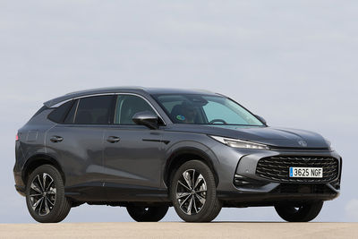 MG HS Hybrid+ 224 CV | Prueba - Foto