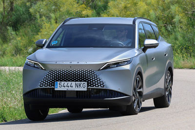 Omoda 7 SHS PHEV 279 CV | Prueba - Foto